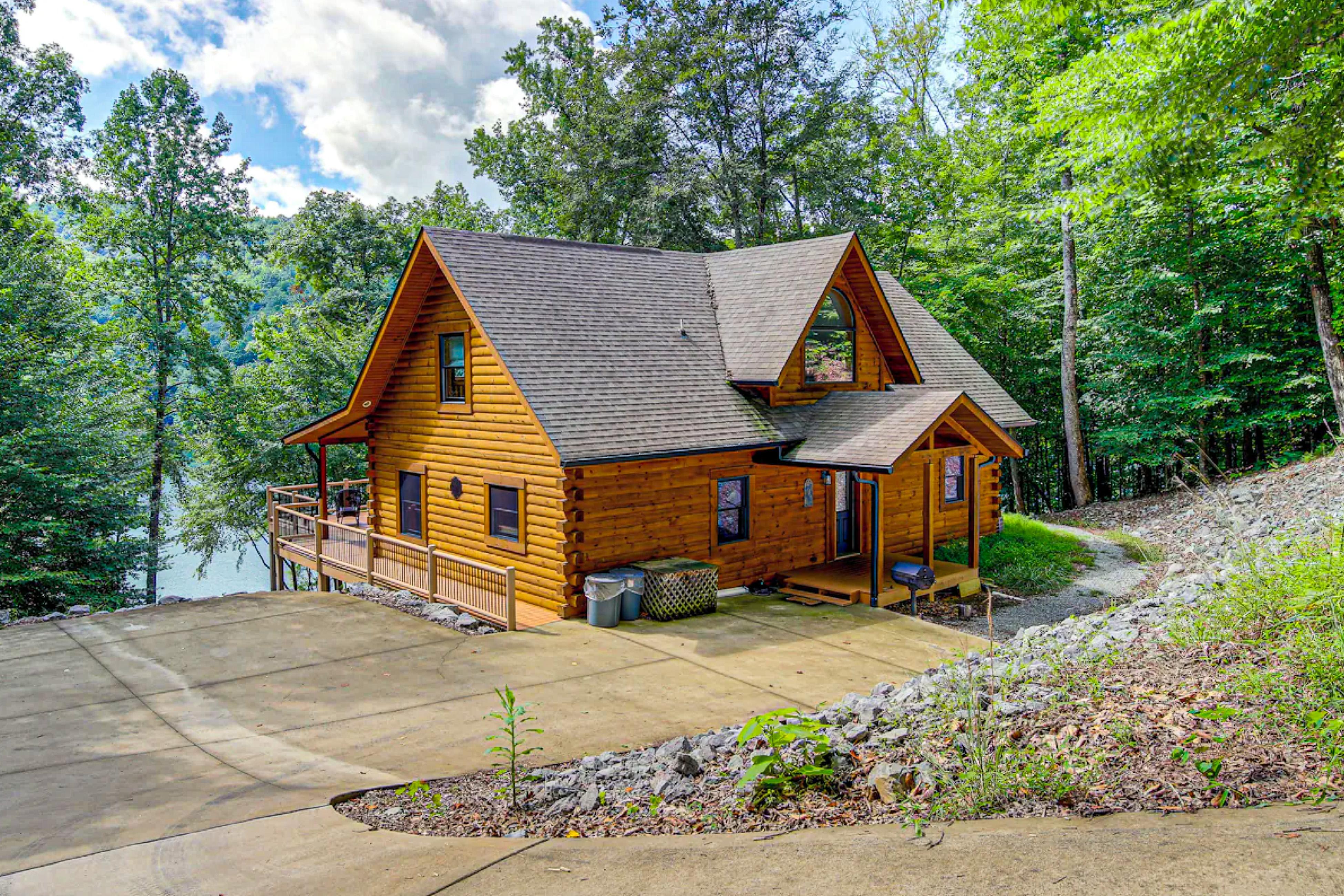 Property Image 1 - Turtle Hill Cabin