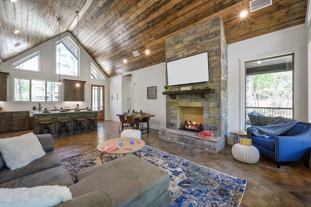 Seasonal gas fireplace in living room