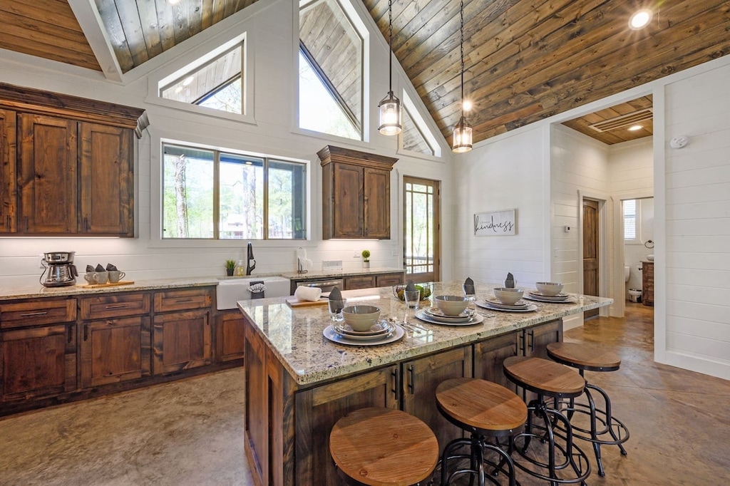 Breakfast bar seats 4