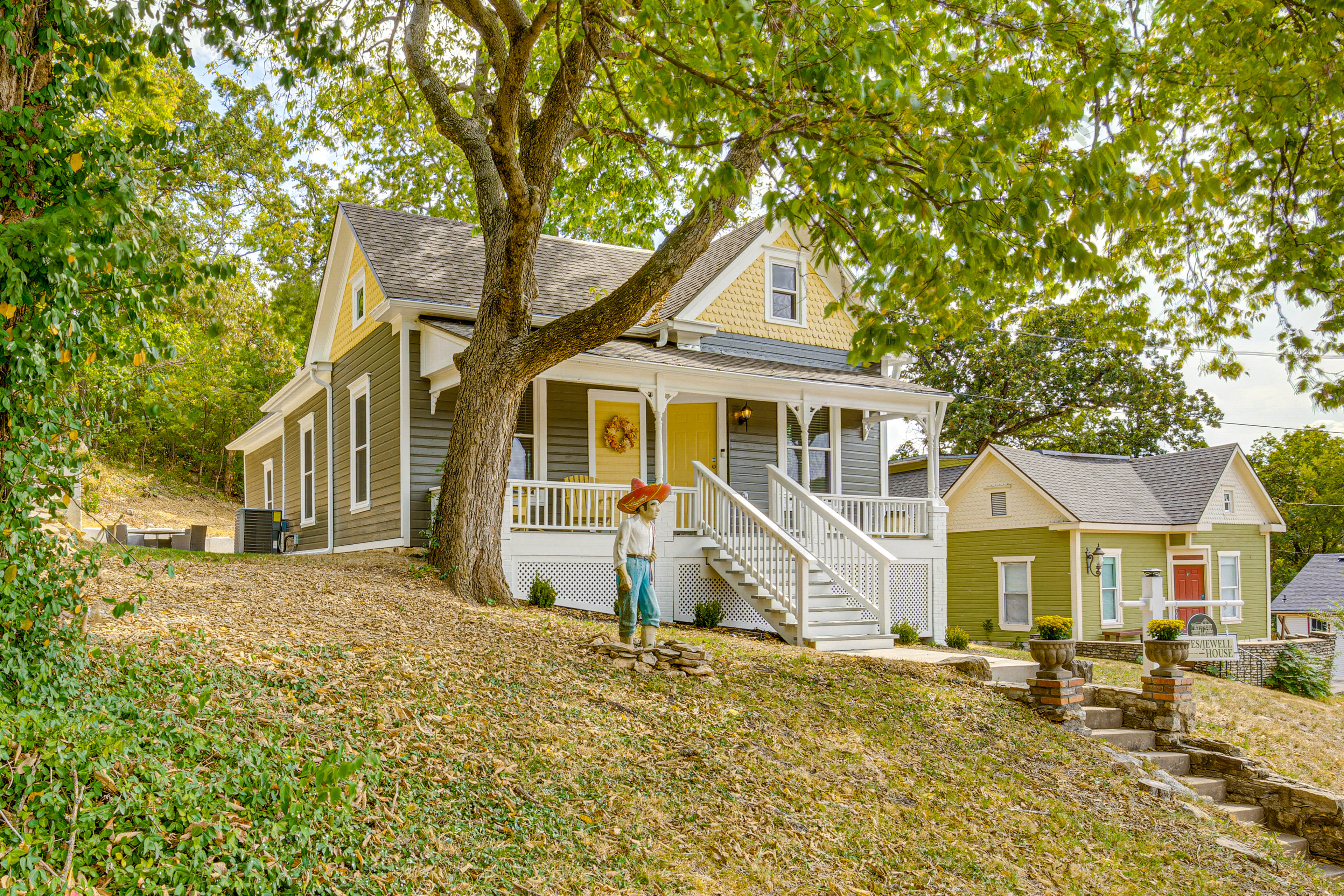 Property Image 1 - Walk Downtown: Historic Home in Excelsior Springs