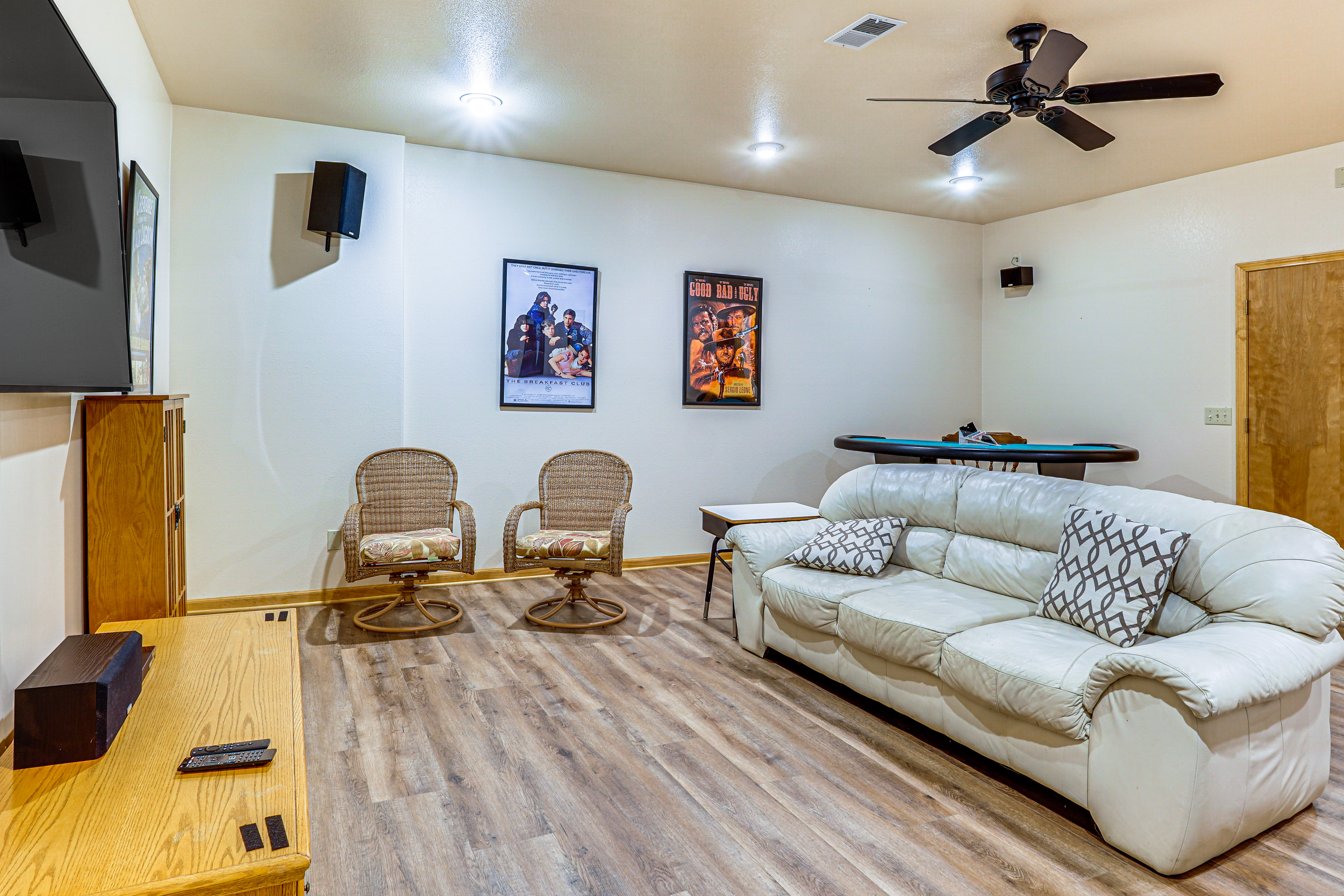 Game Room, Deck & Yard: Lake of the Ozarks Retreat