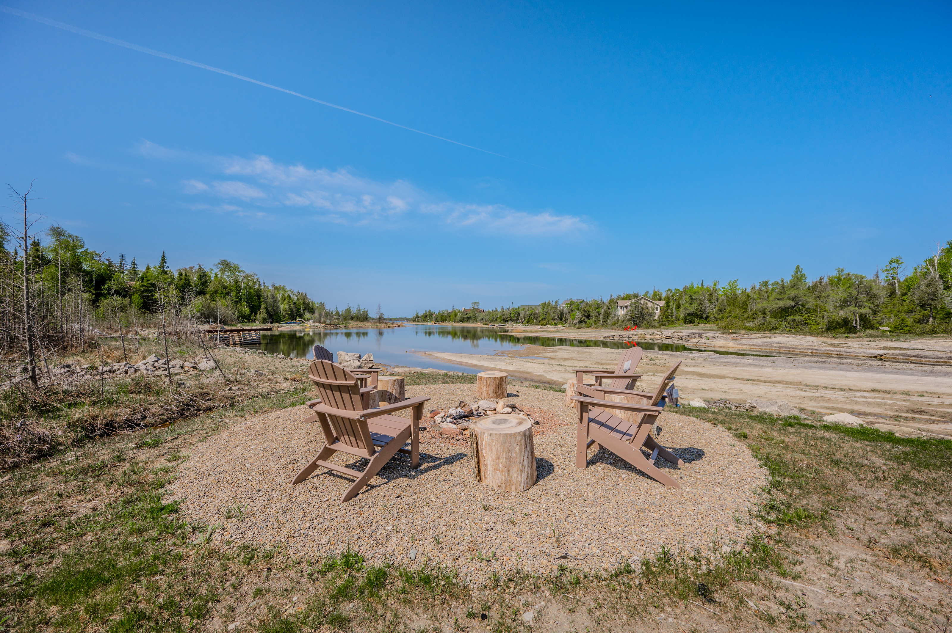 Luxury Lakefront Escape w/ Games Room