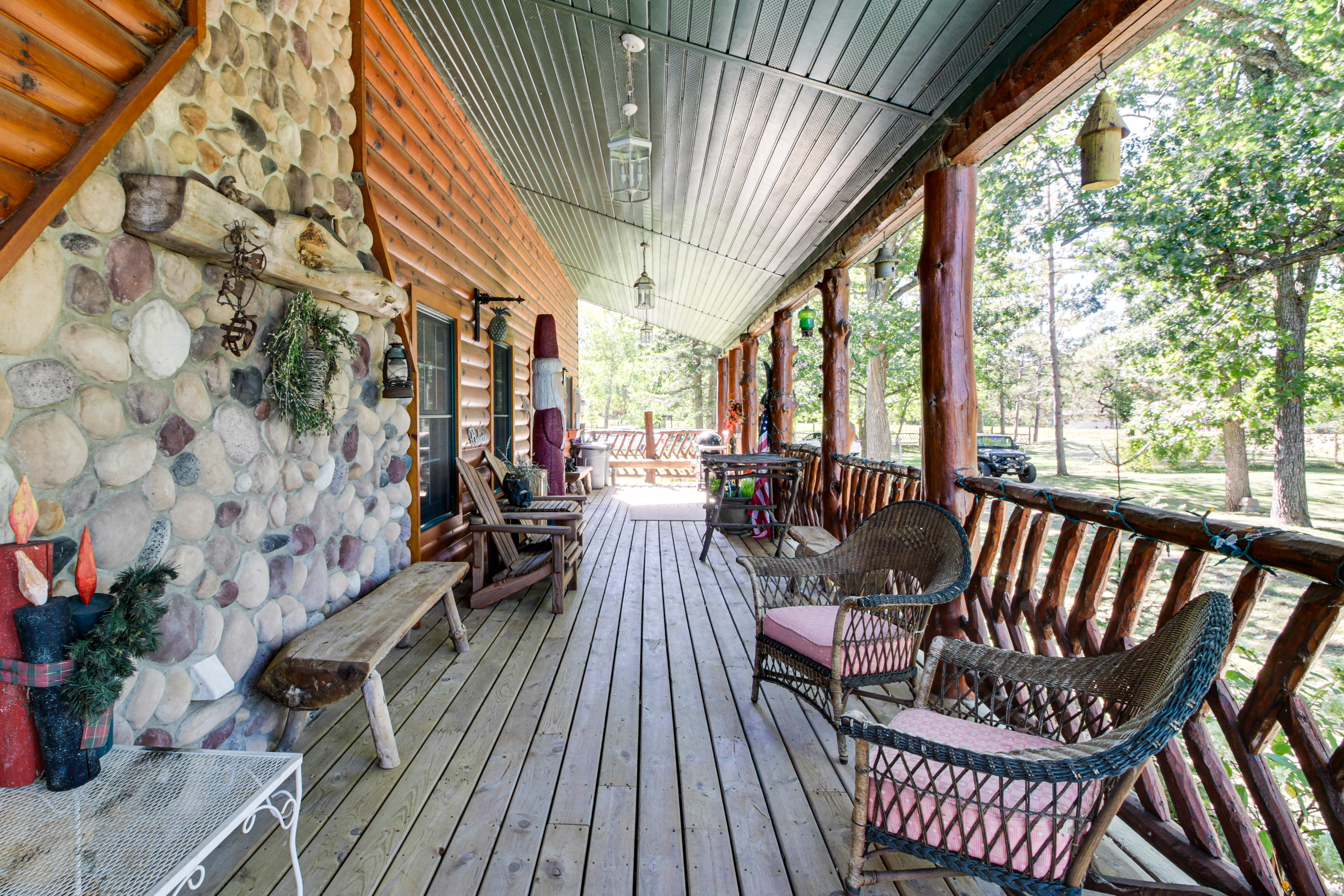 Cabin on Round Lake w/ Boat Dock & Water Views!