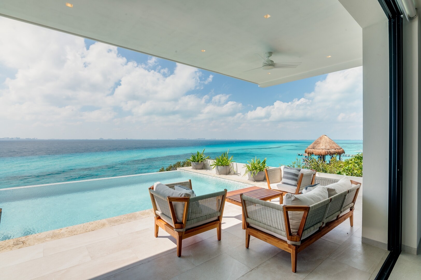 Property Image 2 - Luxury Oceanfront Villa in Isla Mujeres