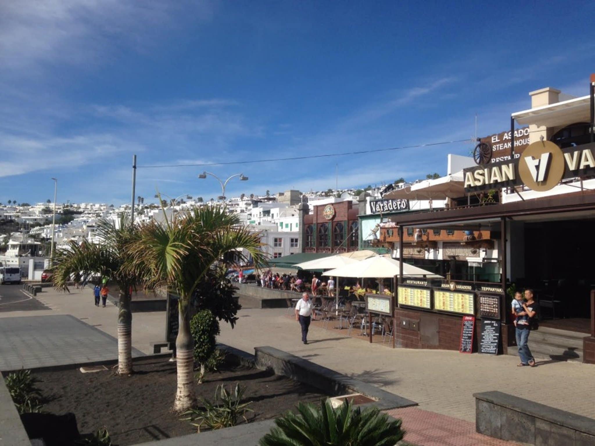 Beautiful Puerto Del Carmen Villa | 4 Bedrooms | Villa Los Pocillos | Private Pool & Close to Amenities | Lanzarote