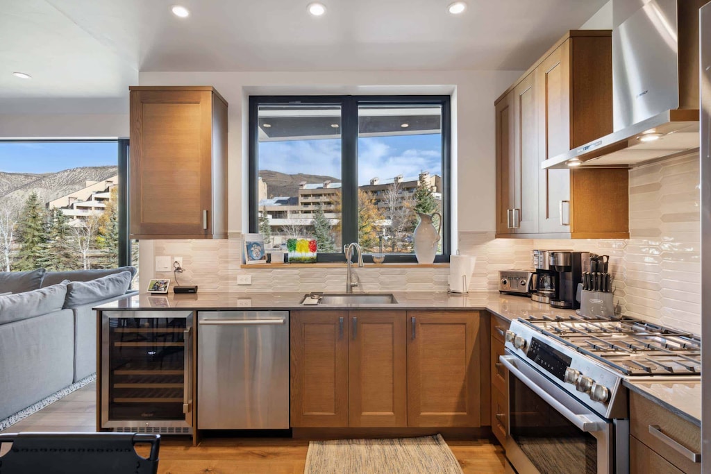 riverfrontlodge-201-9852_54103796308_o