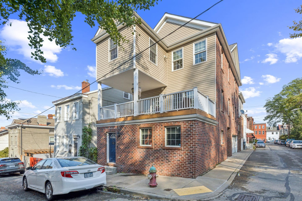 Entire South Side Home with 2-Car Garage