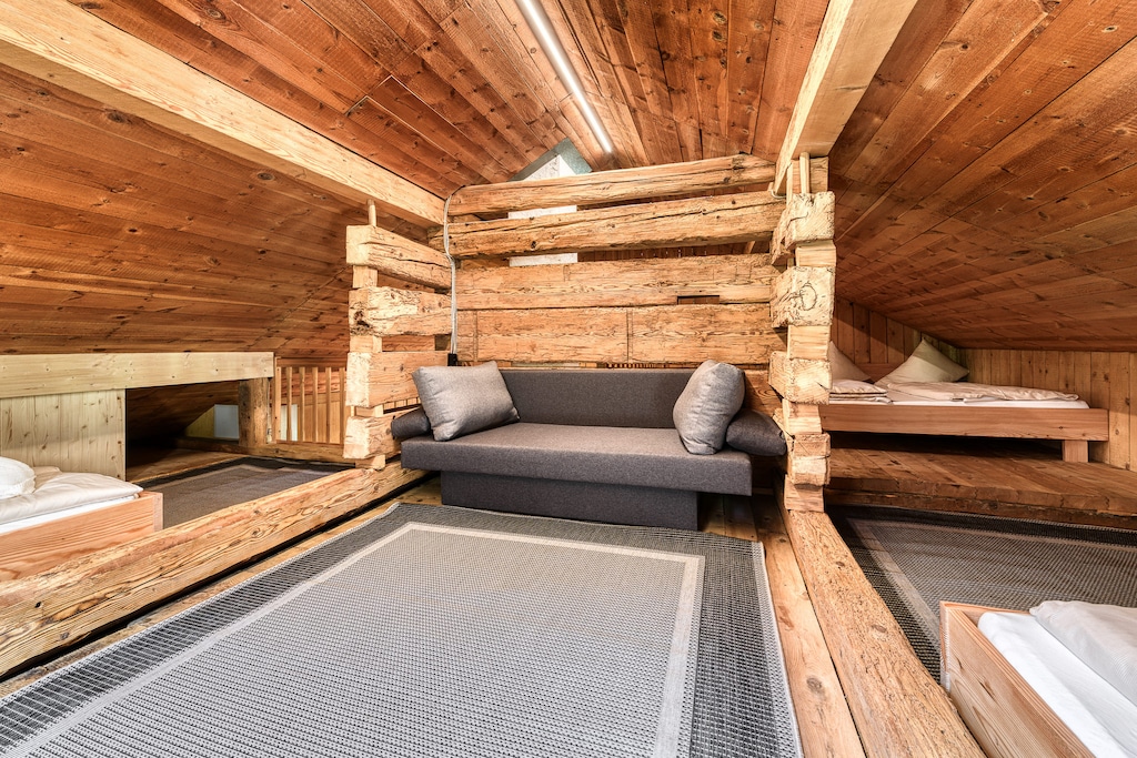 Bedroom at the Lutzklang mountain lodge in Raggal in the Großen Walsertal. 