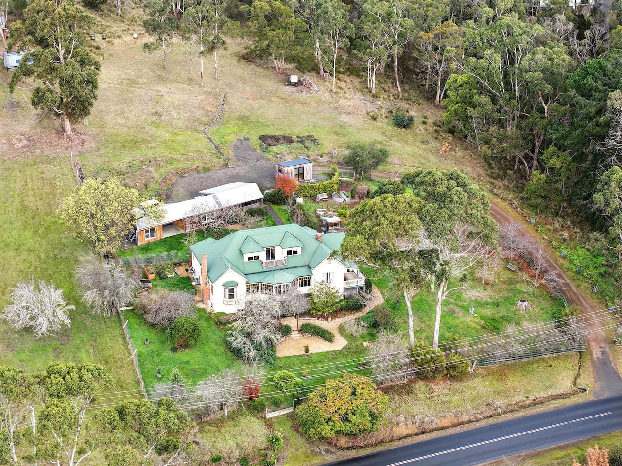 Countryside Escape Near Margate Village