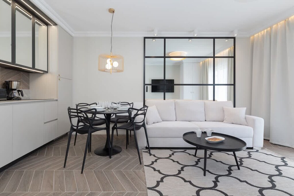 Unwind on the comfortable sofa that can be converted into double bed.