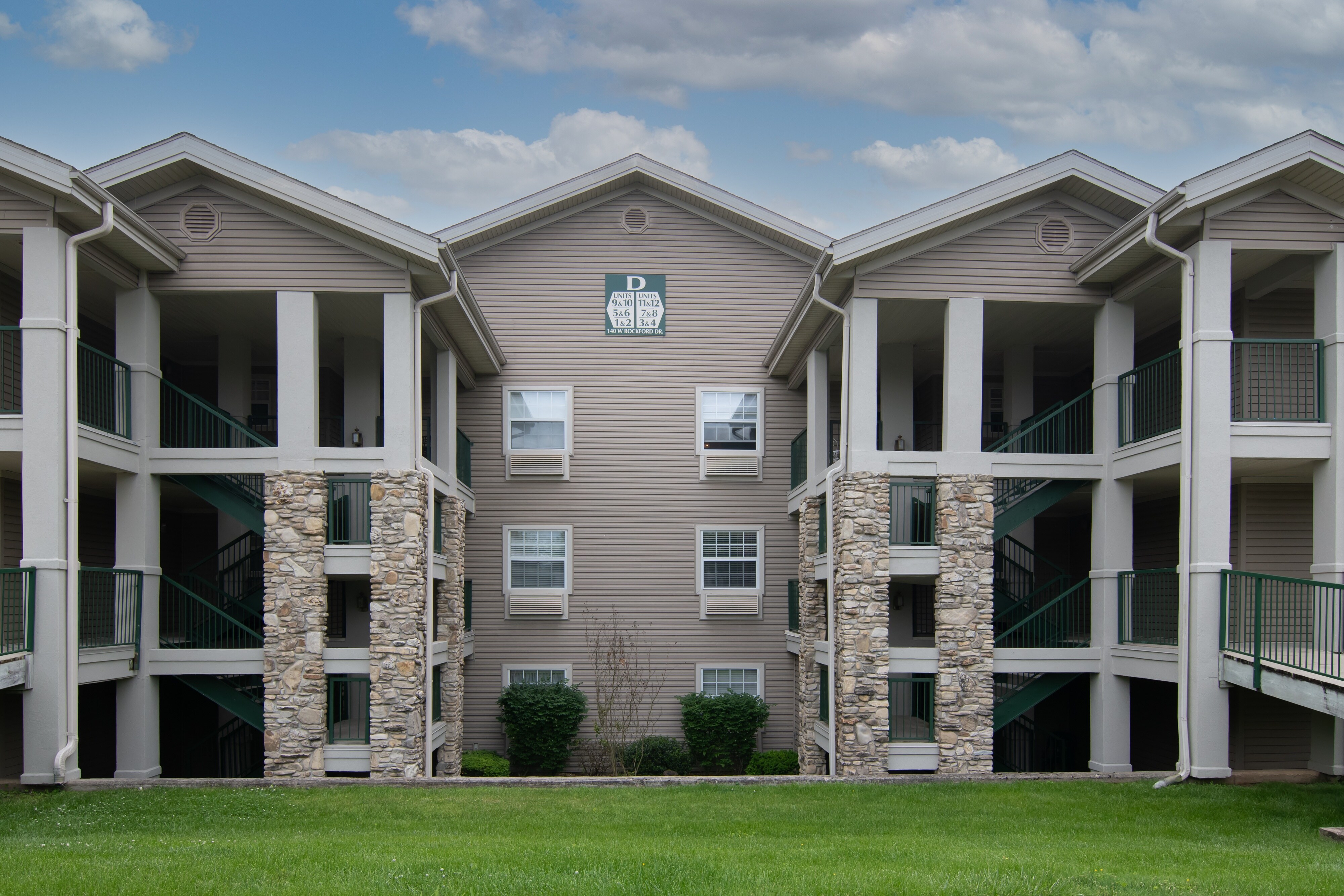 HHL-D9 -Gorgeous Greens HHL-D9 -Gorgeous Greens