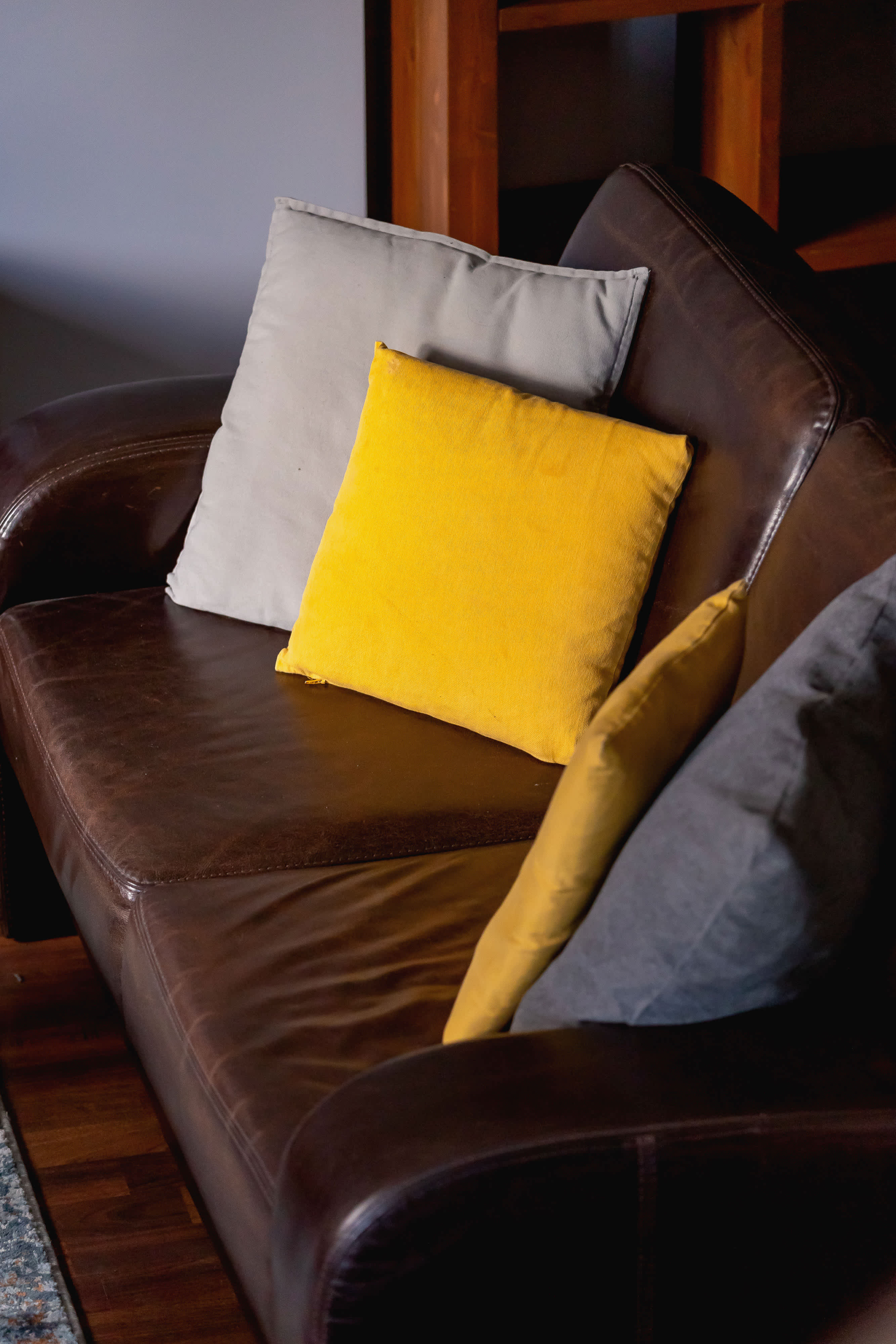 Decorative Throw Pillows and Textures
