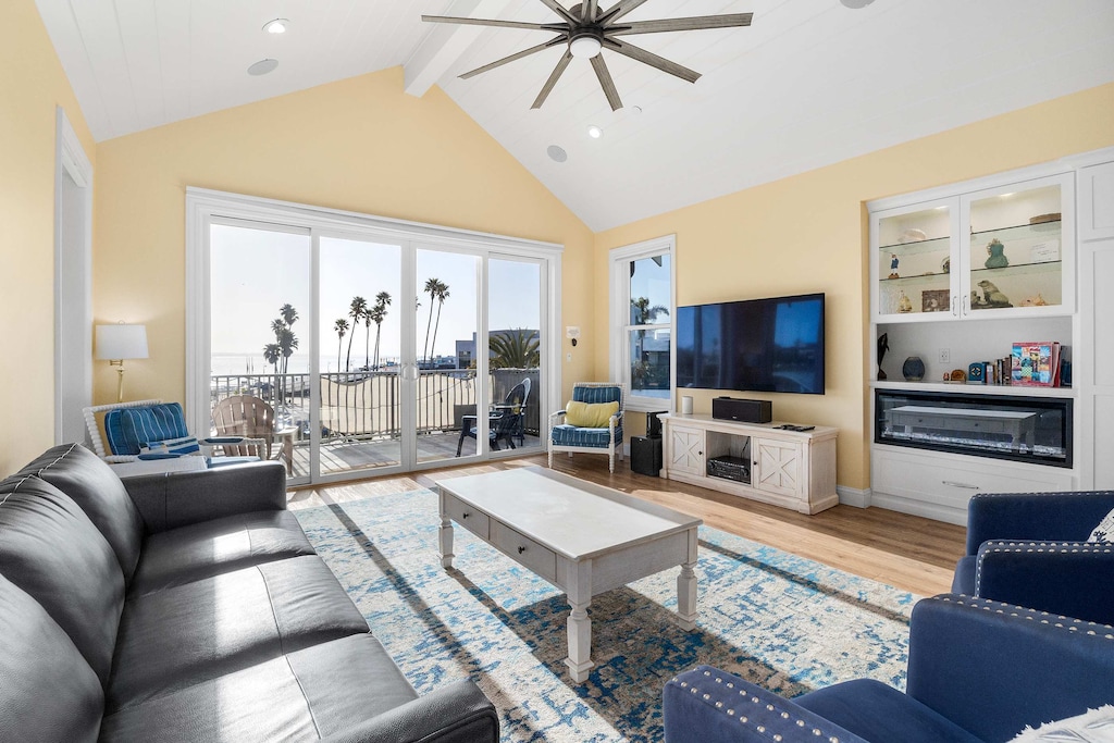 Living Room - Upstairs