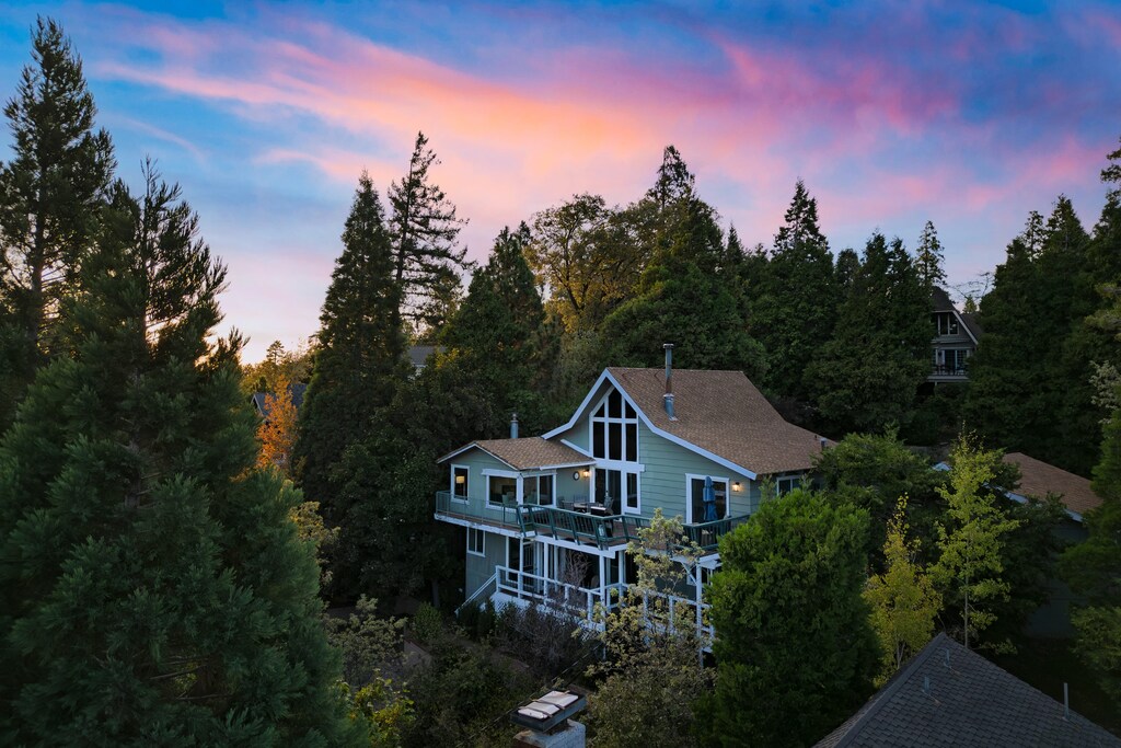 Welcome to Lakeview Ridge!