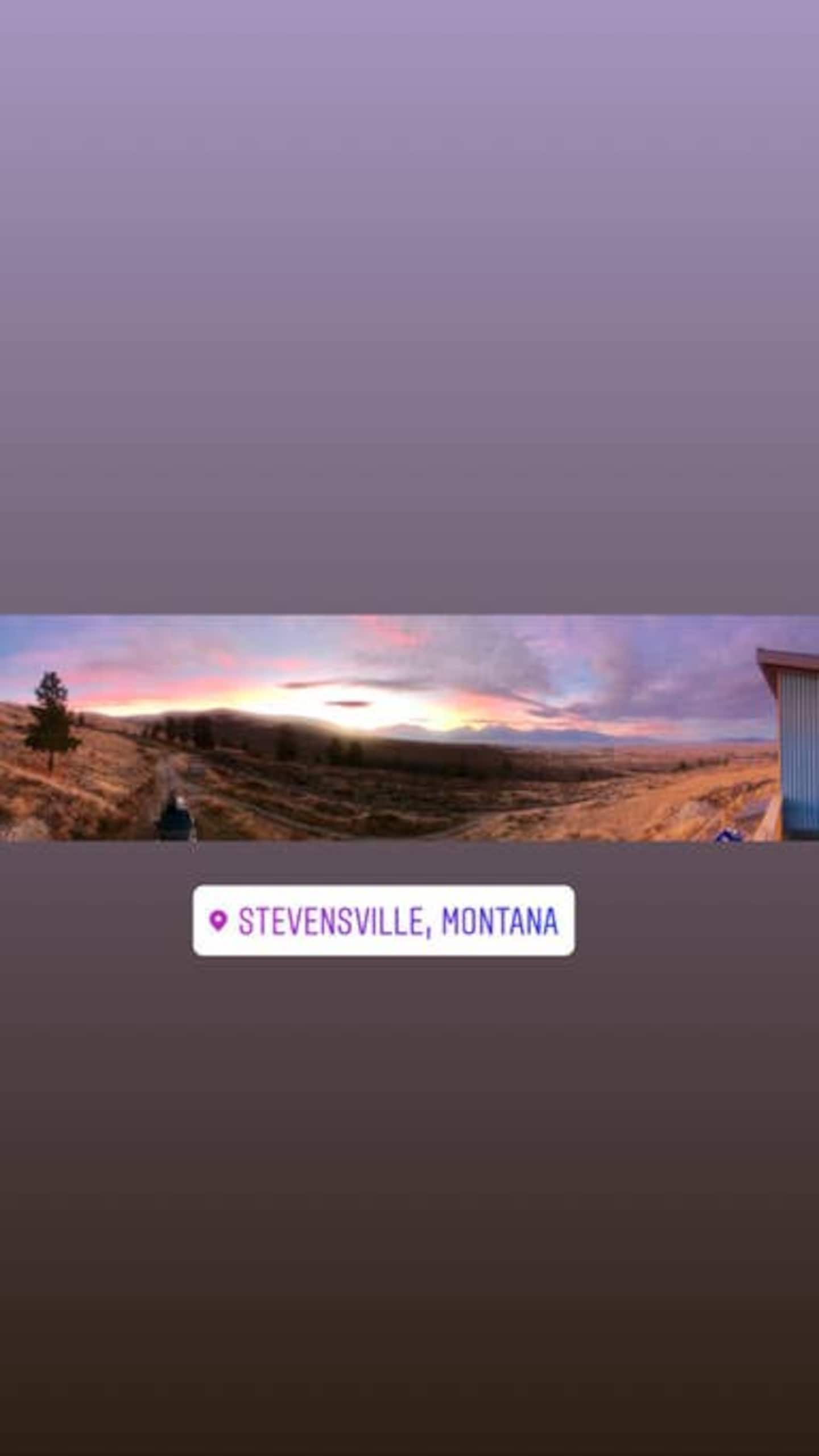 Modern Tiny House with Spectacular Views