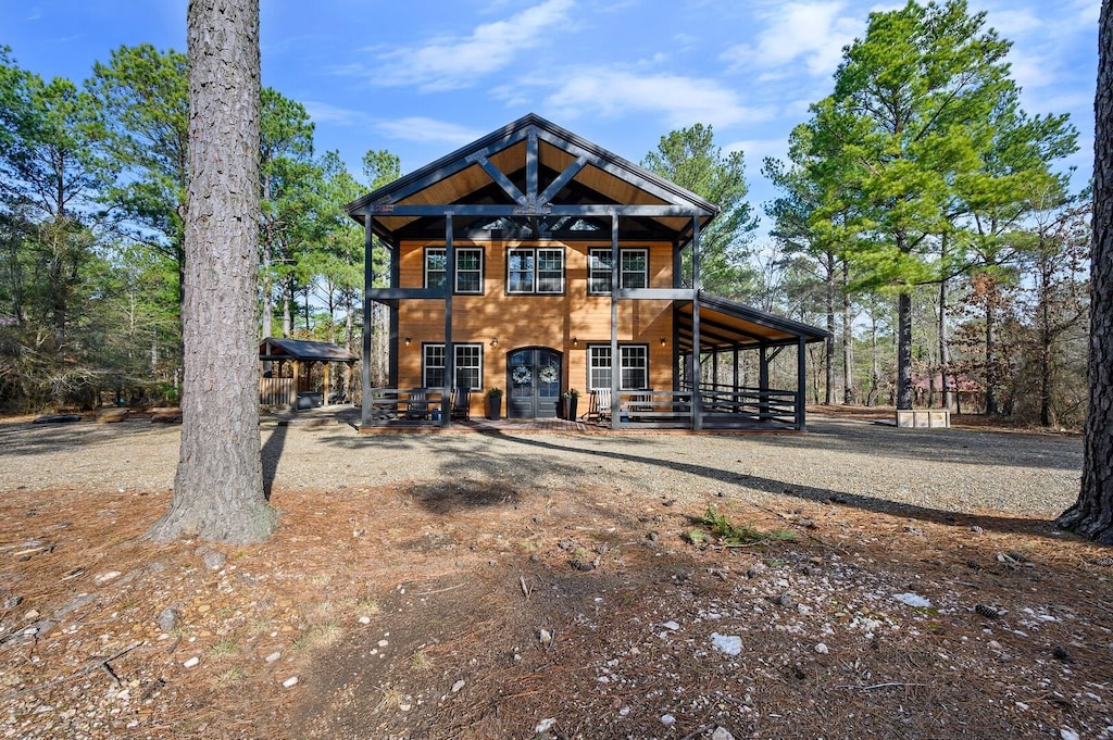 You'll love your stay at Times Like These, where abundant Hochtown recreation, dining, and entertainment options, from hiking to ziplining, are minutes away.