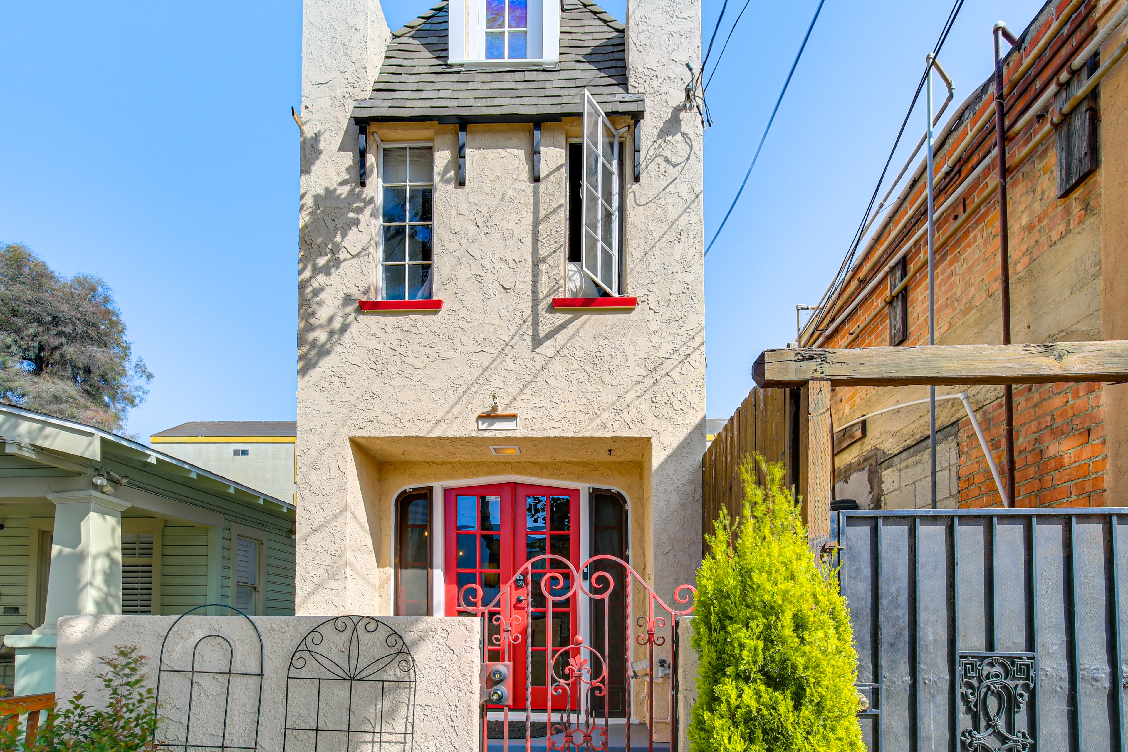 Property Image 1 - Unique Historic Home w/ Rooftop Deck in Long Beach