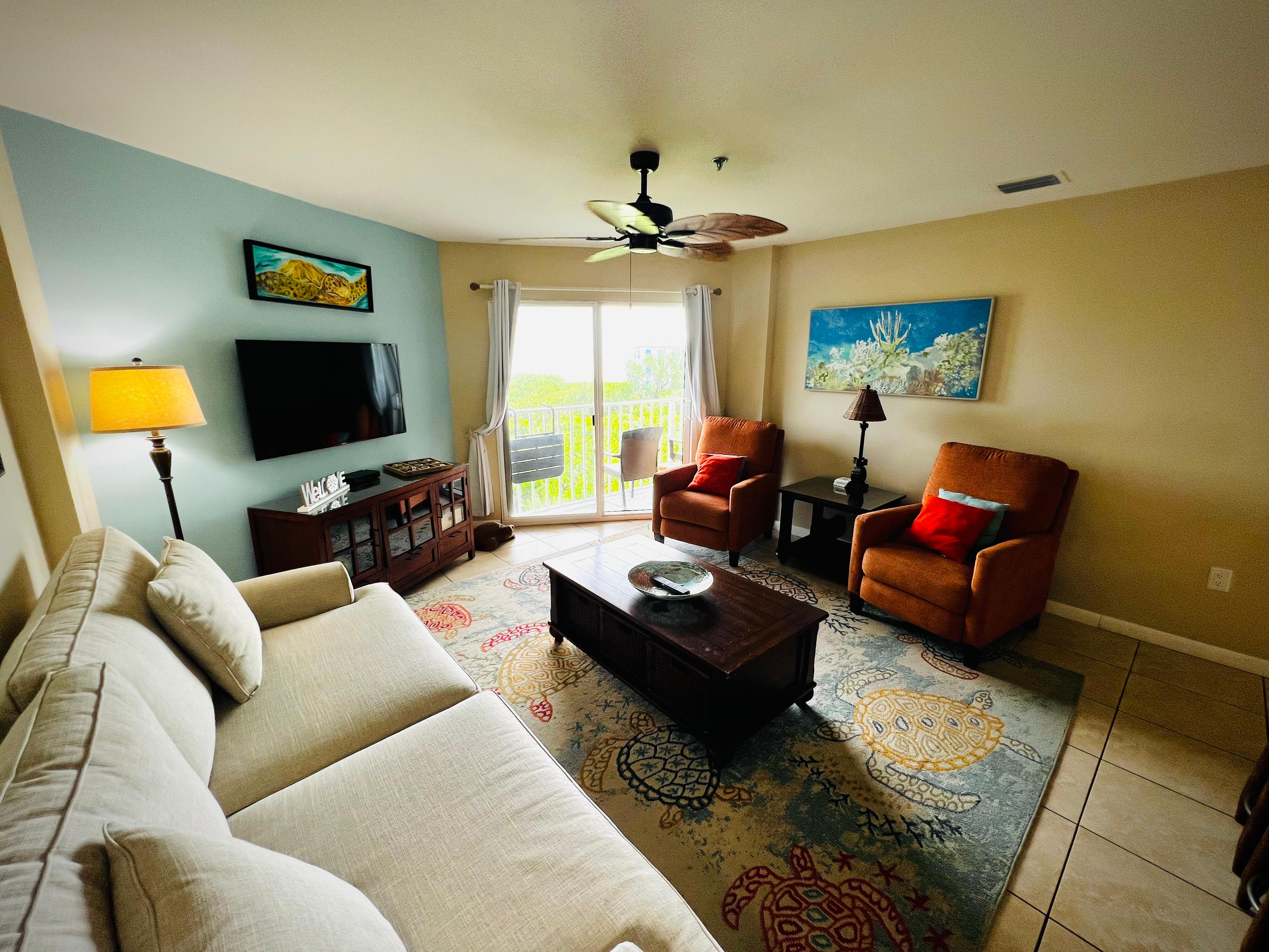 Ocean View 2BR Pool, Private Beach