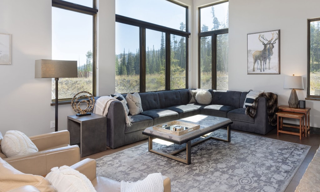 Homestead Chalet 16, Living, 1