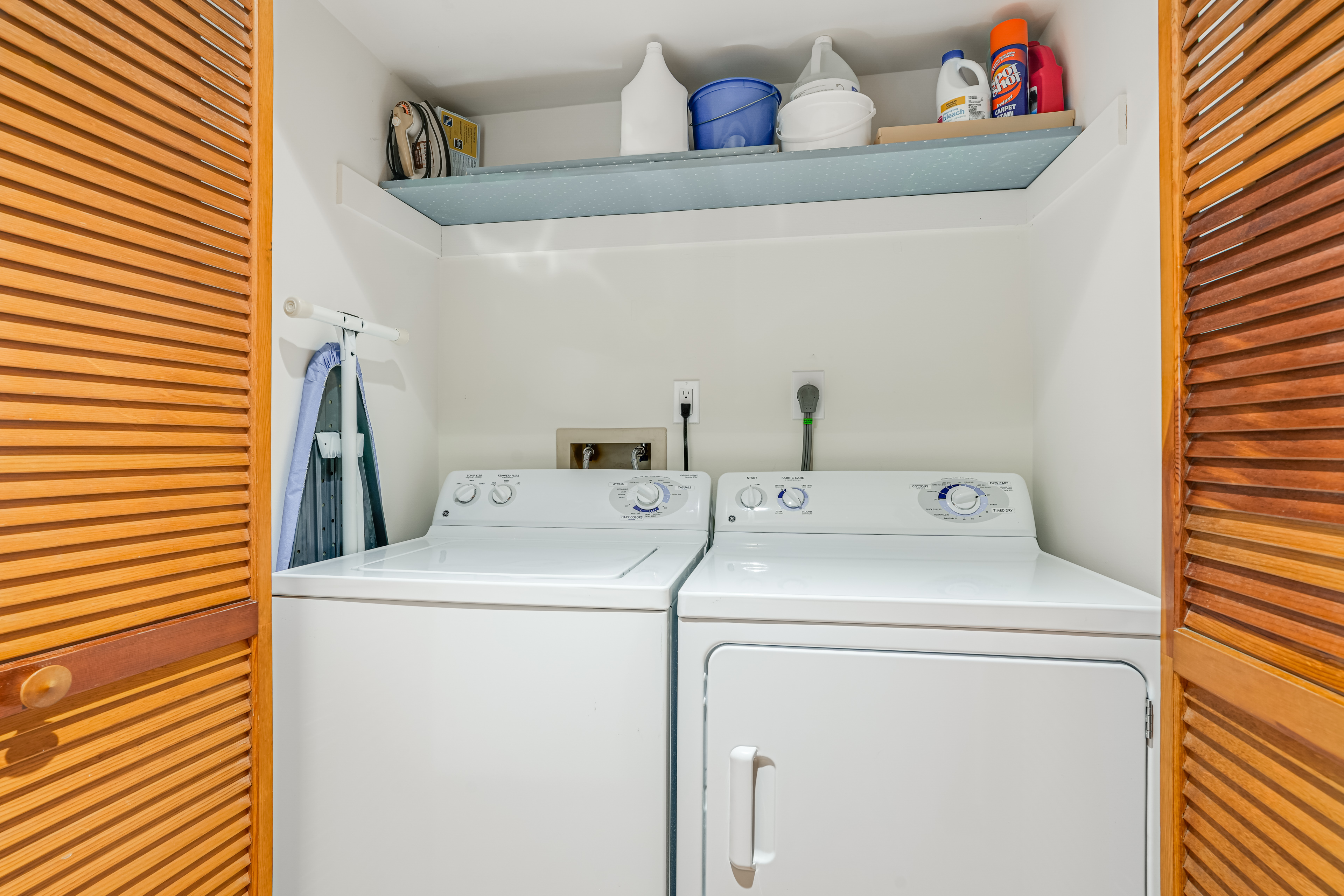 1 Mi to Wintergreen Resort: Mtn-View Condo!