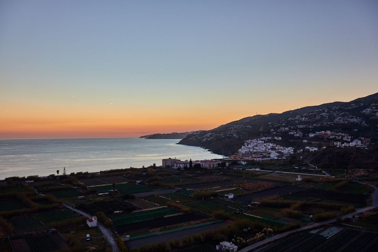 Your Home in Salobreña: Sea View and Pool