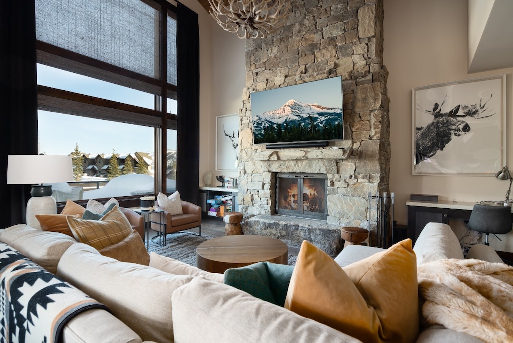 Lodgeside 4A, Living, 1