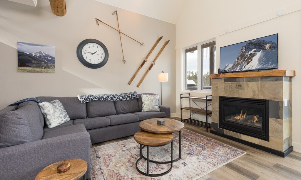 Saddle Ridge I3 living 2