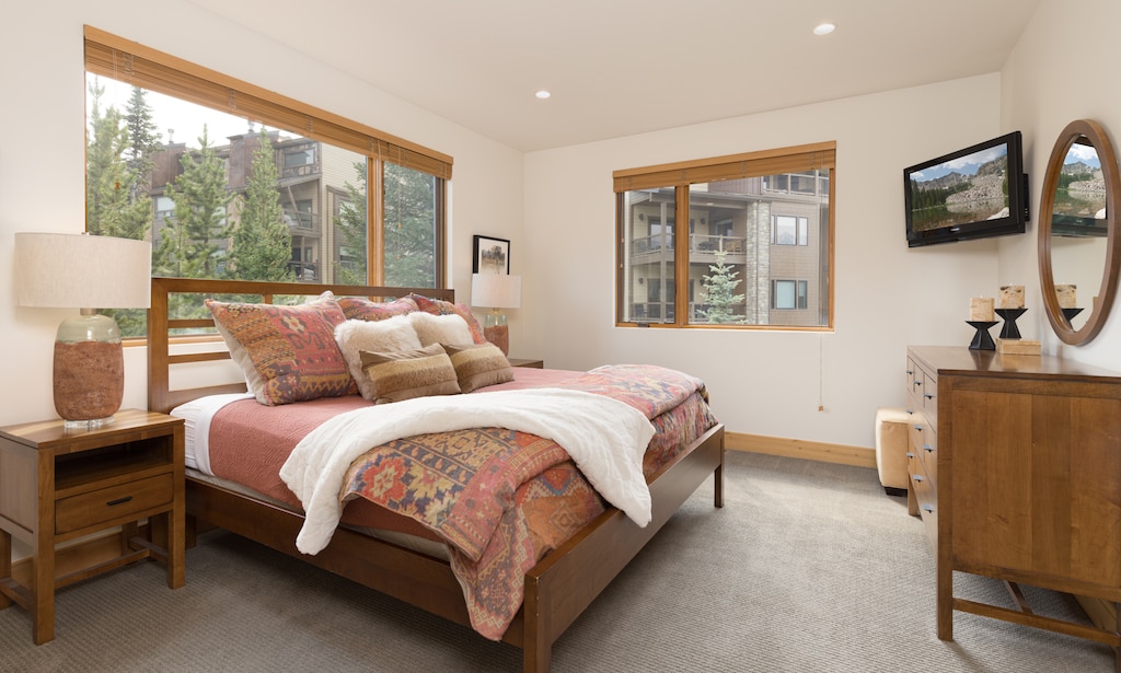 137 Beaverhead 301 2nd bedroom1