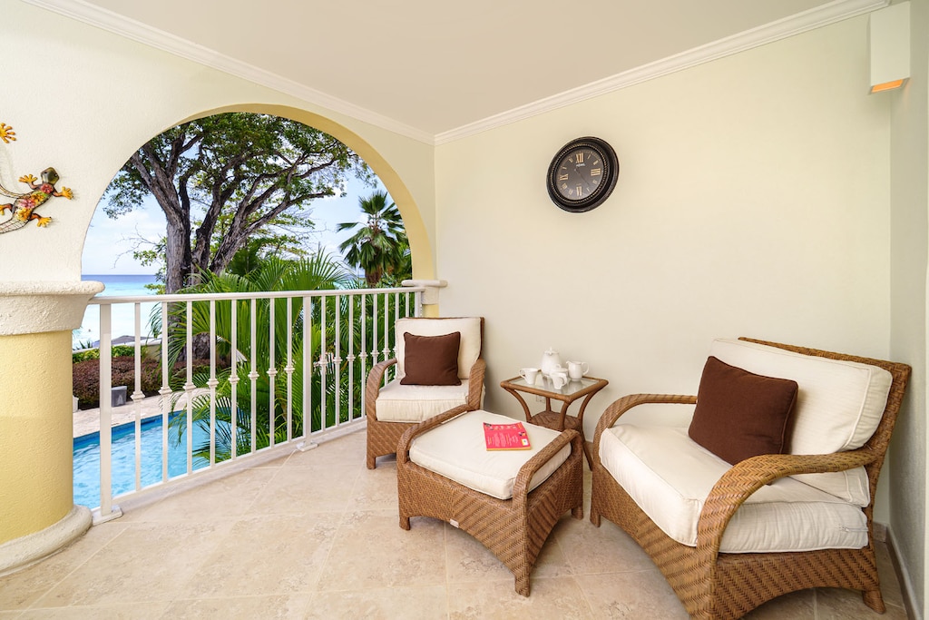 A charming split-level condo