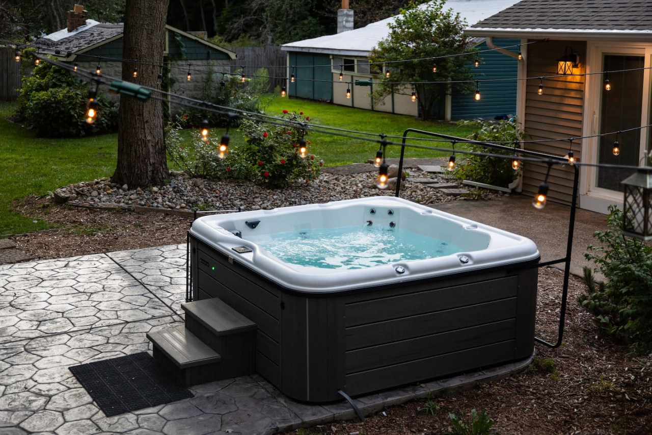 Property Image 2 - Hot Tub, Firepit | Dune Walker Retreat