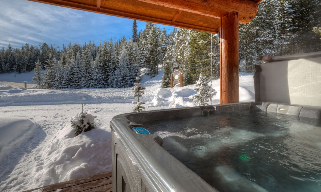 Moose Ridge 1, Hot Tub, 5