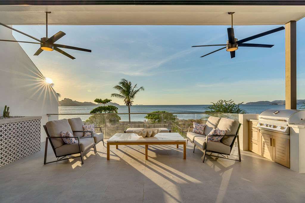 Property Image 1 - Stunning Beachfront Luxury Home