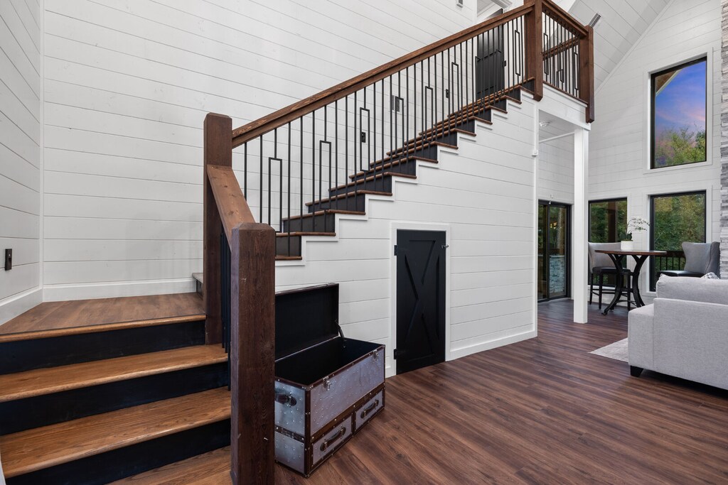 Shall we go upstairs?