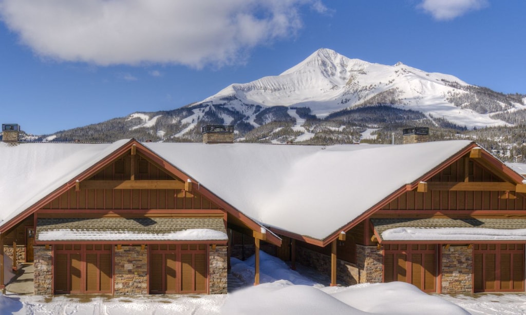 Alpenglow 22B exterior winter1