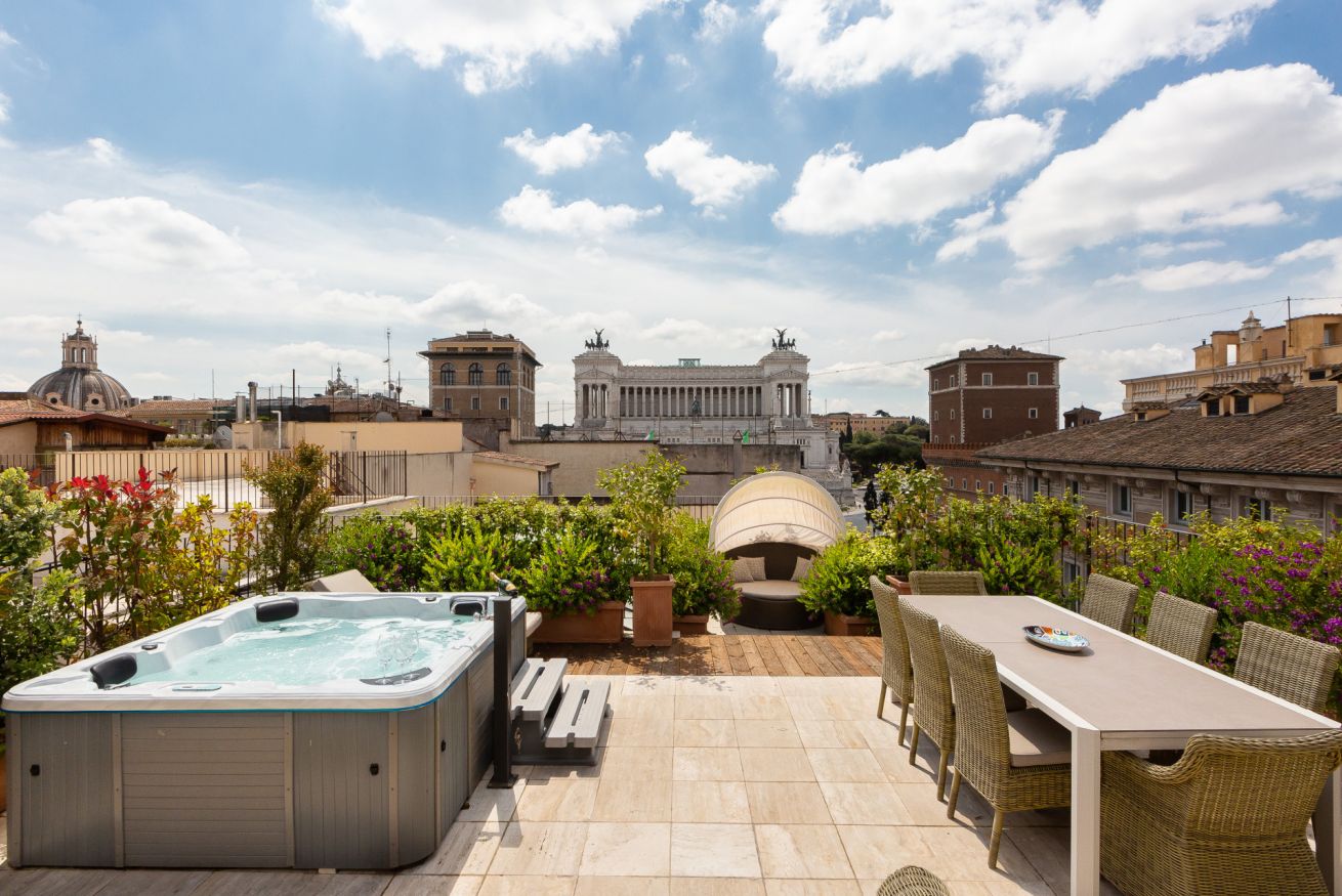 Property Image 2 - Amazing View Piazza Venezia