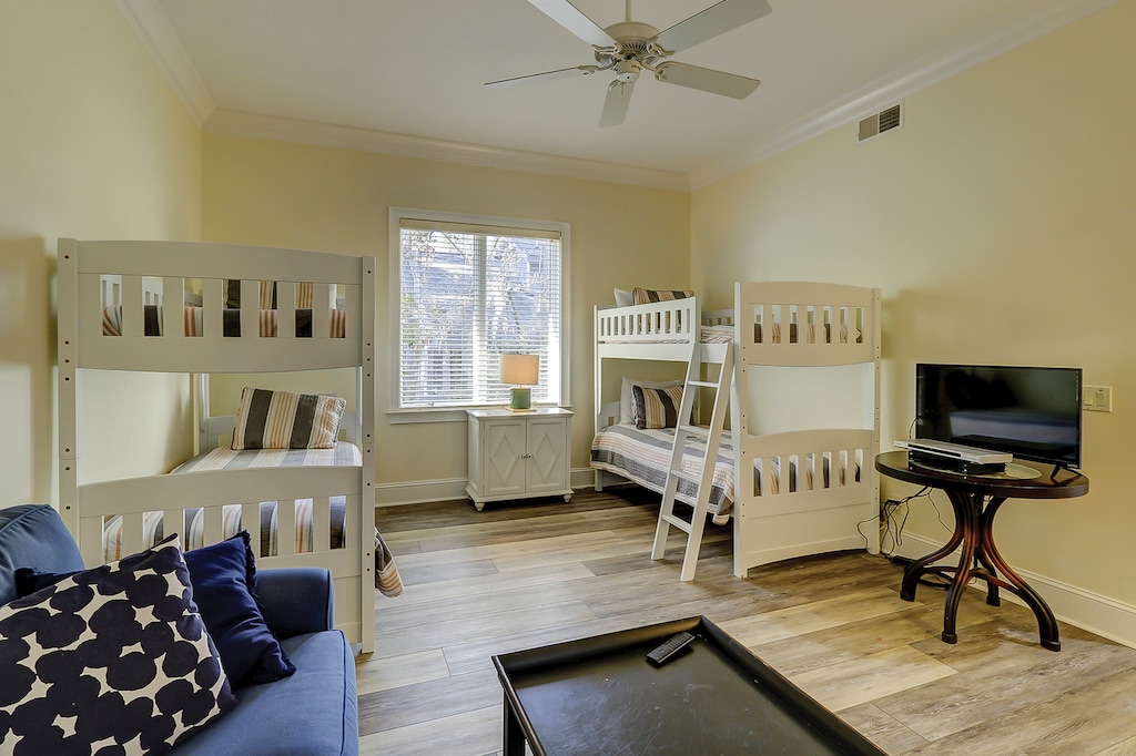 Main Floor Bunk Bedroom