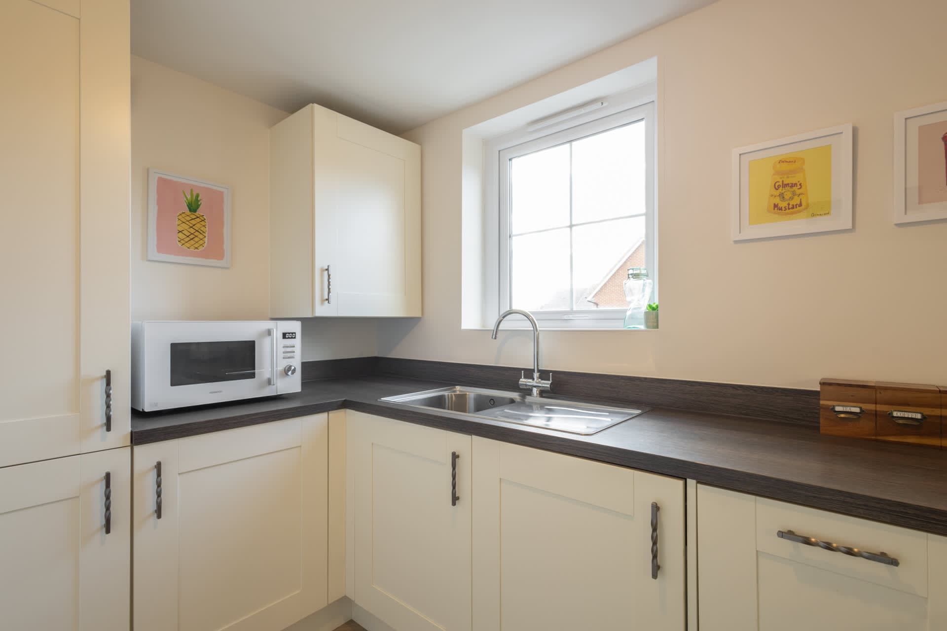 The Sanctuary, Whitby - Host & Stay