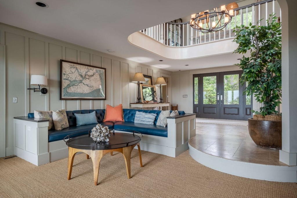 Entry Middle Level - Foyer