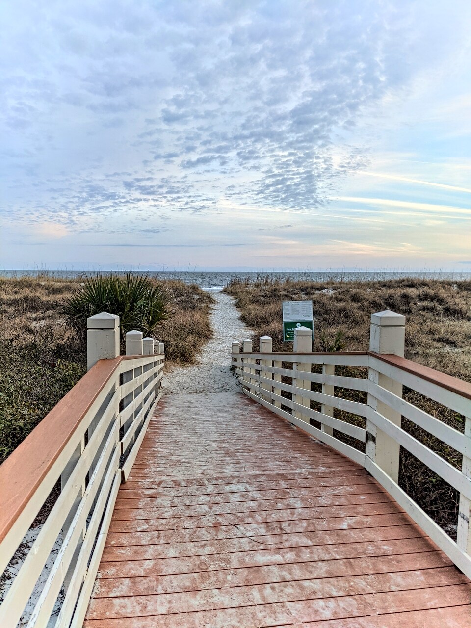 51_The beach is waiting - book today!