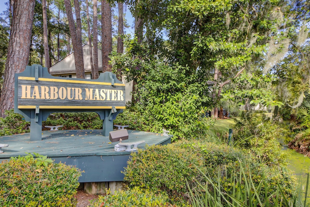 Entry to Harbourmaster