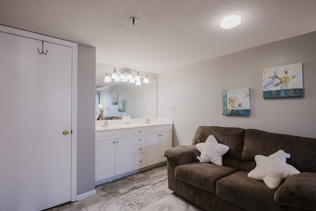 1209 Villamare - King Bedroom Vanity
