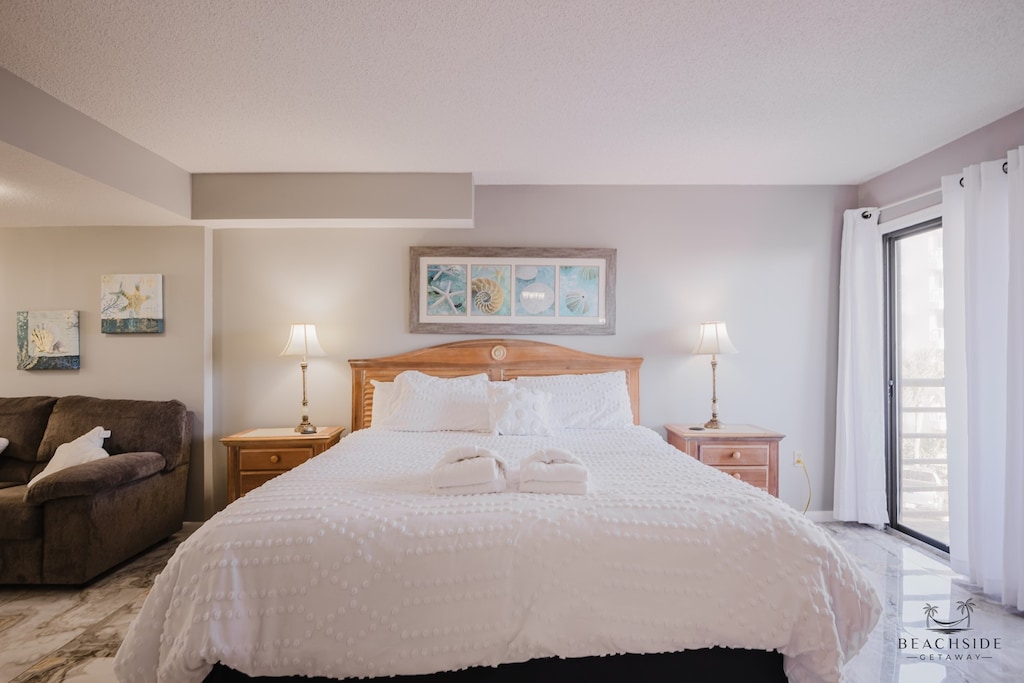 1209 Villamare - King Bedroom with Porch