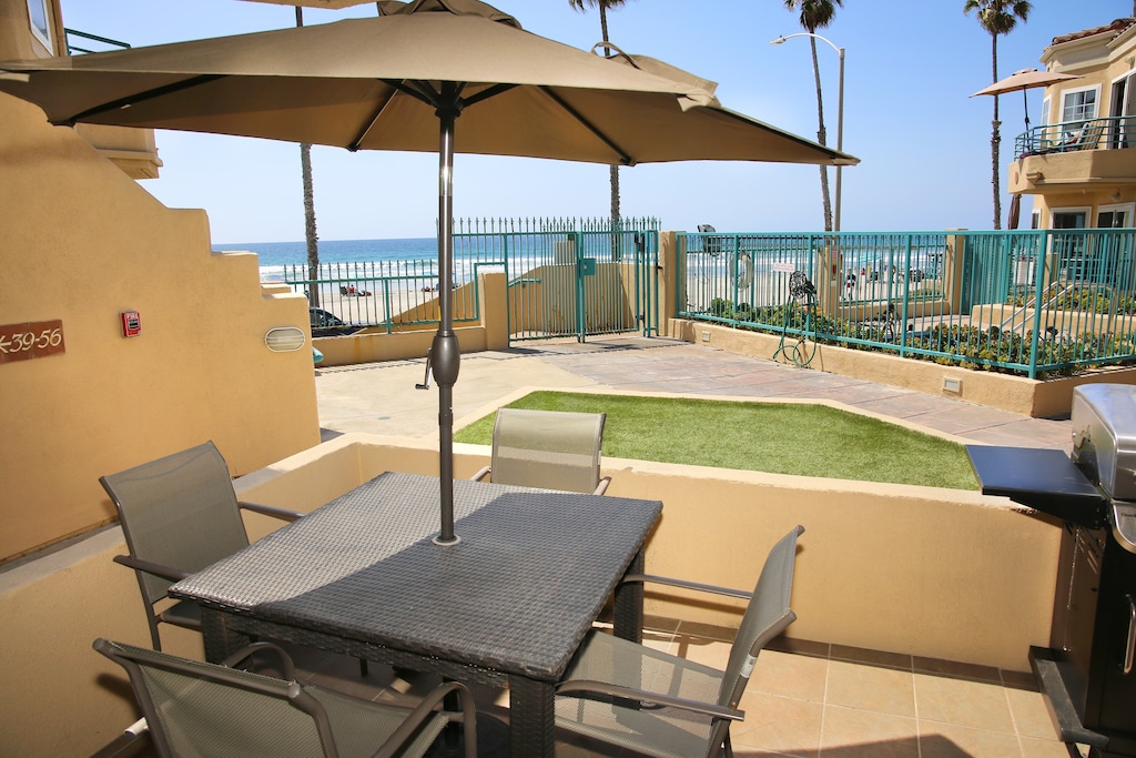 Outdoor dining with beautiful ocean views