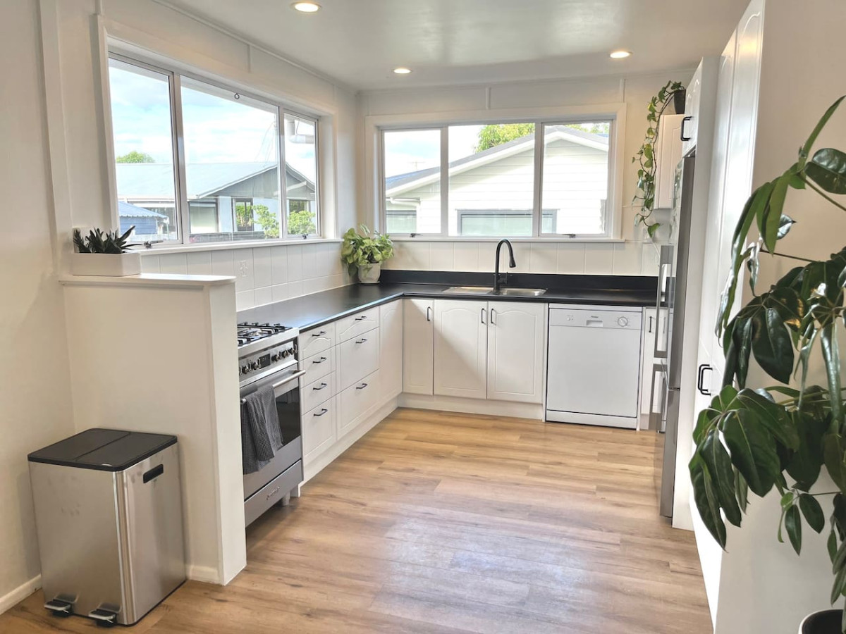 Free Cleaning & Close to Everything!