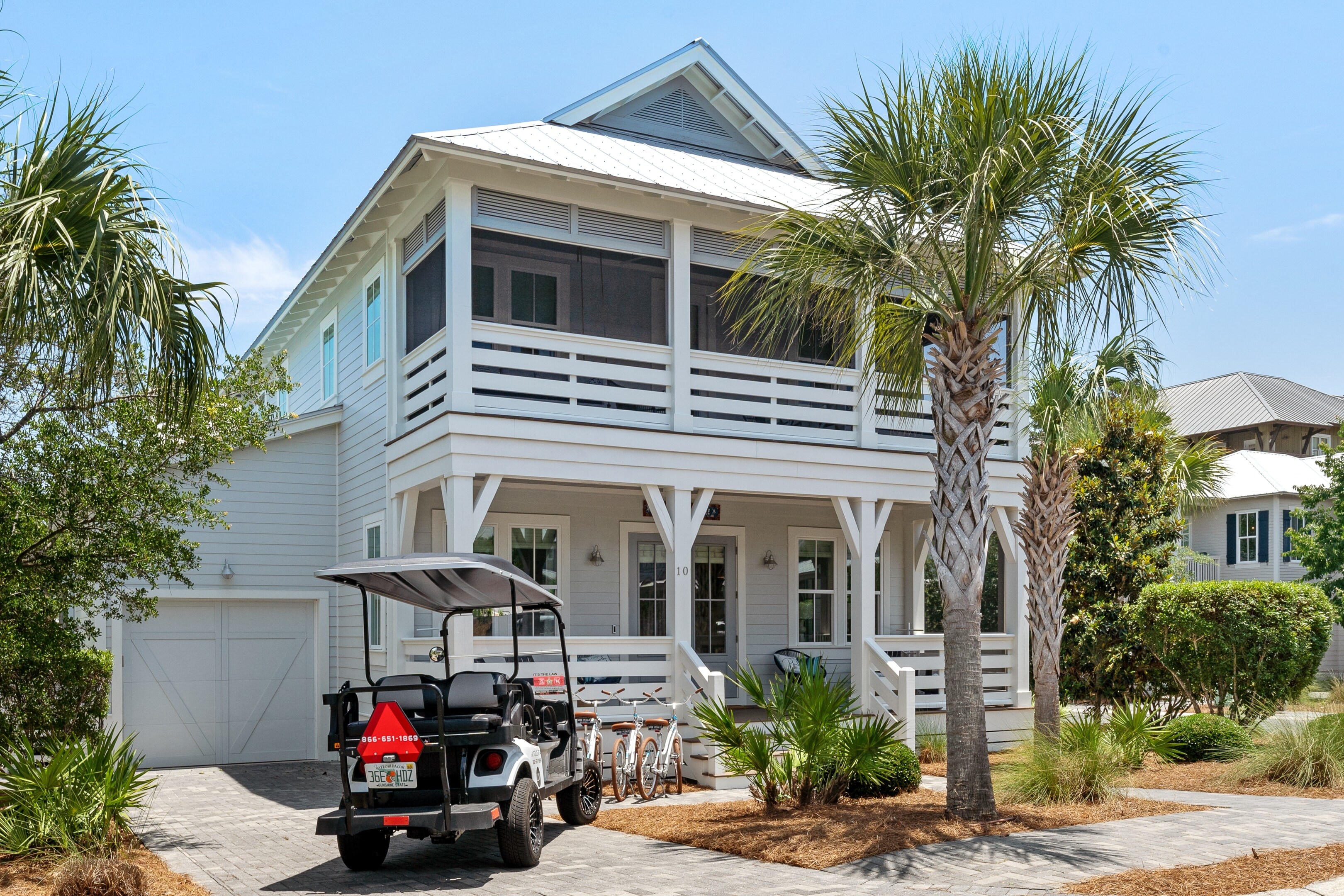 Property Image 1 - Sea Pointe Cottage | Pet-Friendly + Pool | Blue Mountain