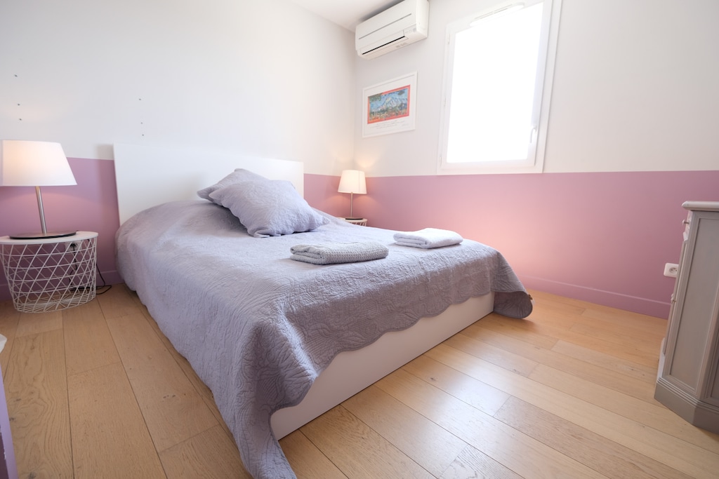 MERINDOL vacation rental, comfortable 3-bedroom house for rent for 6 people. Online reservation with Plaisirs & Maisons de Provence
