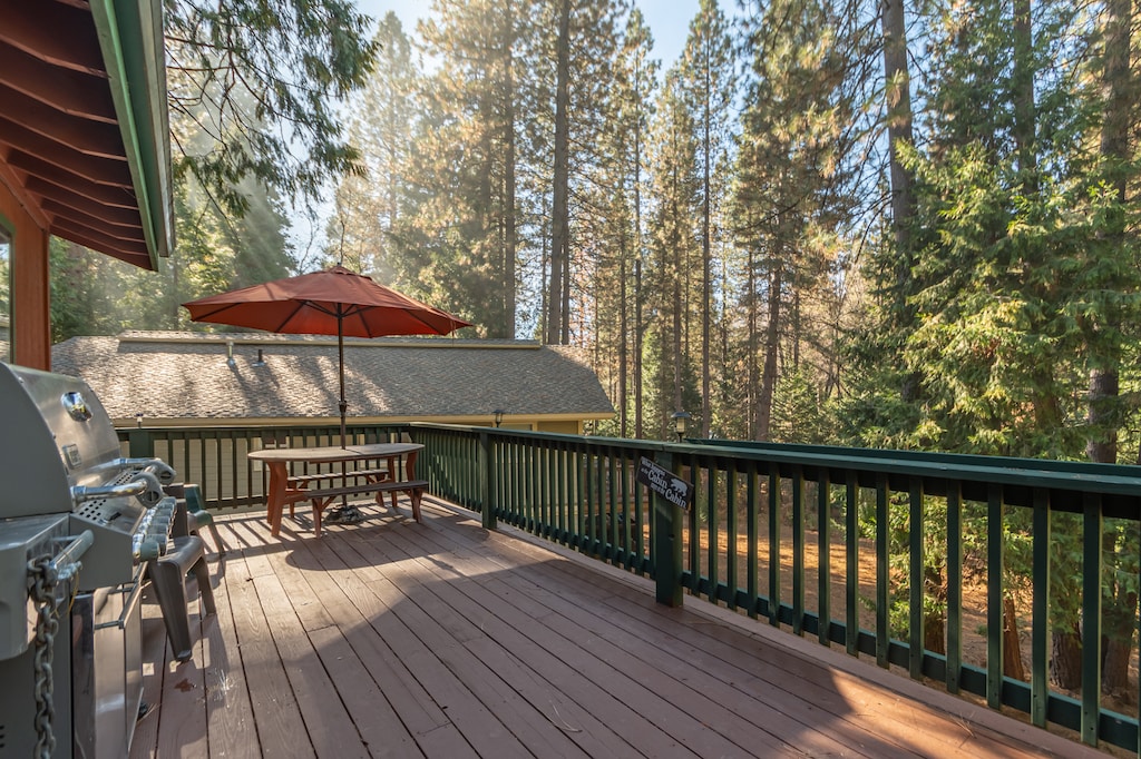 Relaxing Sierra Living