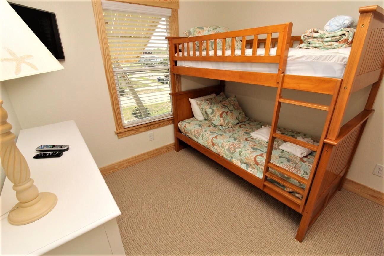 Whalebone Oceanside 3 Bedroom Cottage G