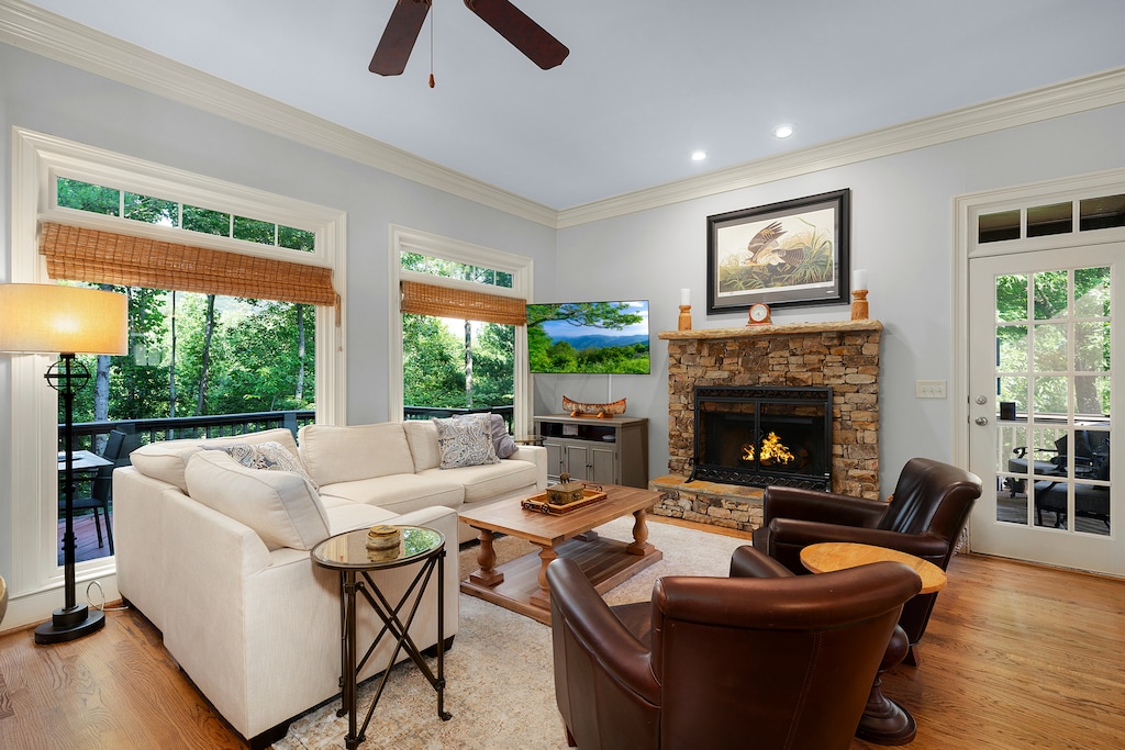 Laurel Landing Lodge