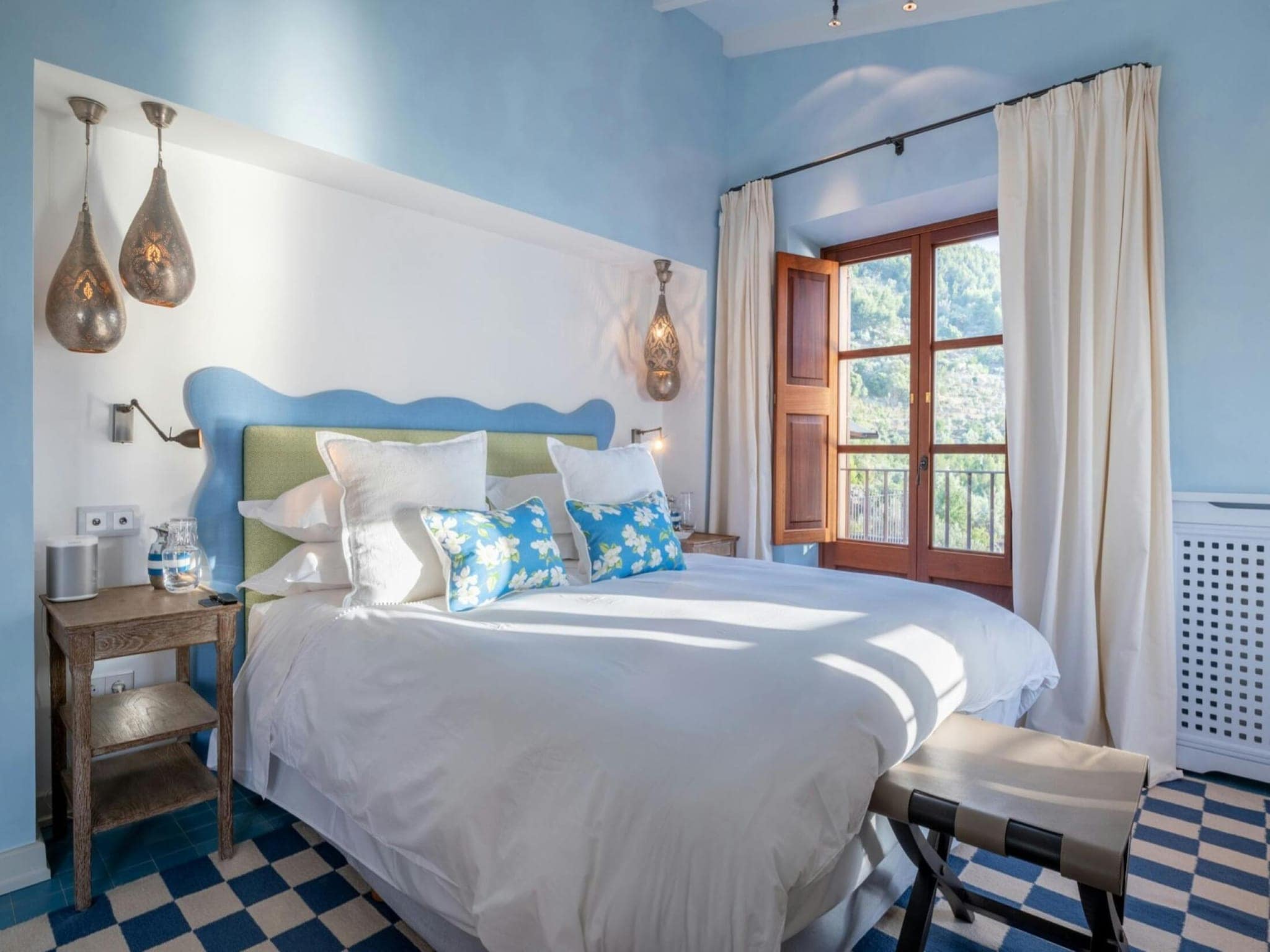 Inviting villa with private pool Inviting villa with private pool